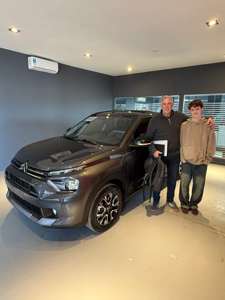 Cliente con su nuevo Basalt Shine